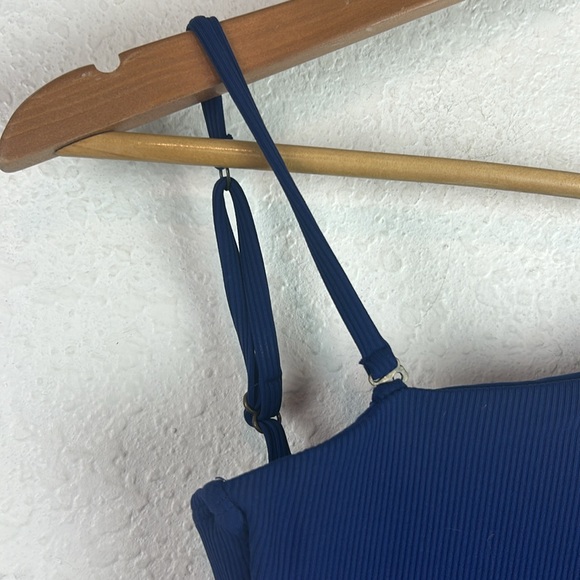 New nwt Becca Fine Line Rib One-Piece Swimsuit deep blue S - Picture 5 of 10